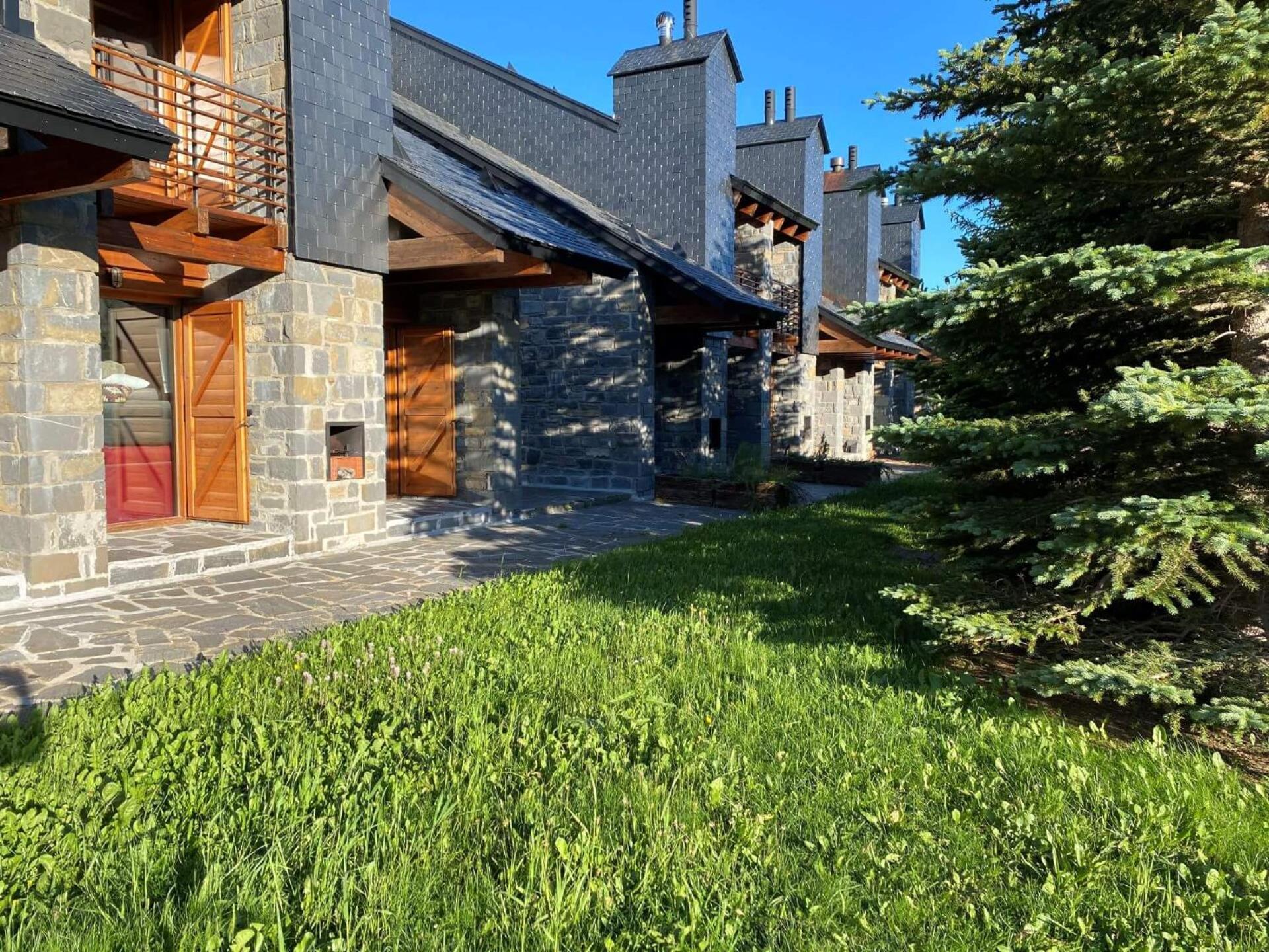 Chalet Los Ibones - Lodge פורמיגל מראה חיצוני תמונה
